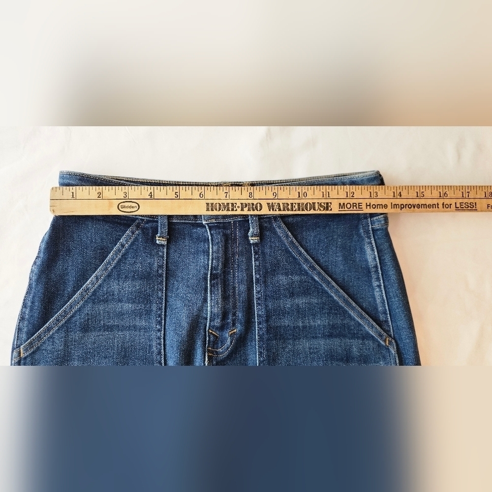 EUC Vineyard Vines Dark Wash Denim Mini Skirt Size 26. USA - Picture 7 of 8